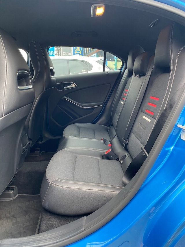 M-BENZ賓士 A180  第8張相片