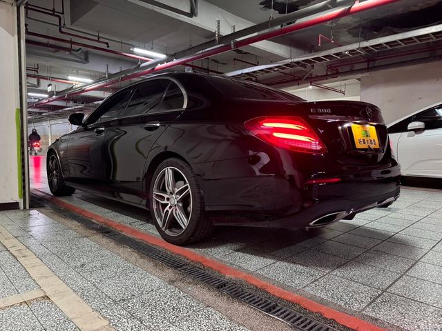 M-BENZ賓士 E300  第5張相片