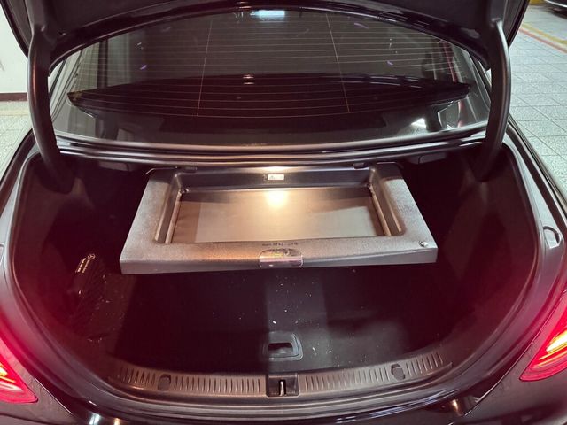 M-BENZ賓士 E300  第10張相片