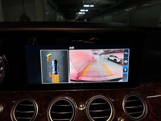 M-BENZ賓士 E300  第19張相片