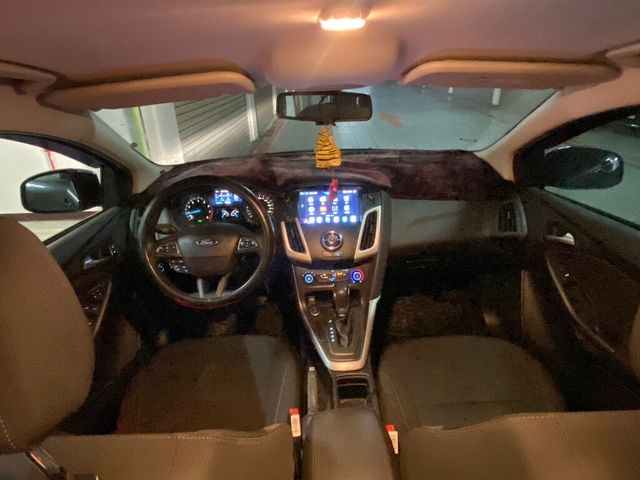 FORD福特 FOCUS  第17張相片