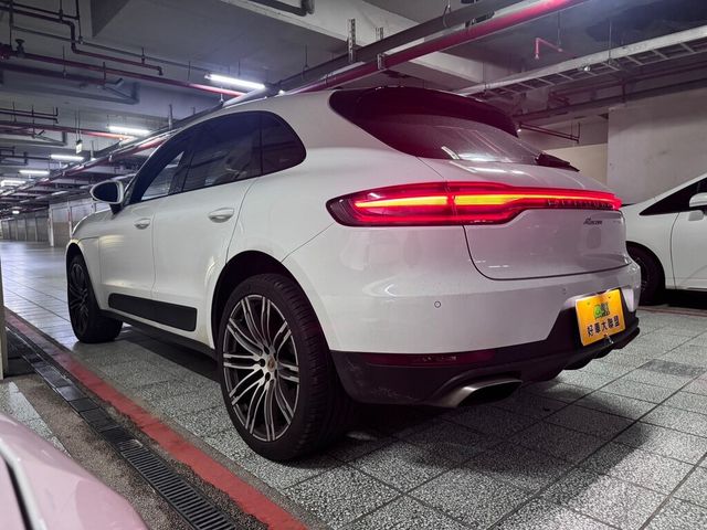 PORSCHE保時捷 MACAN  第9張相片