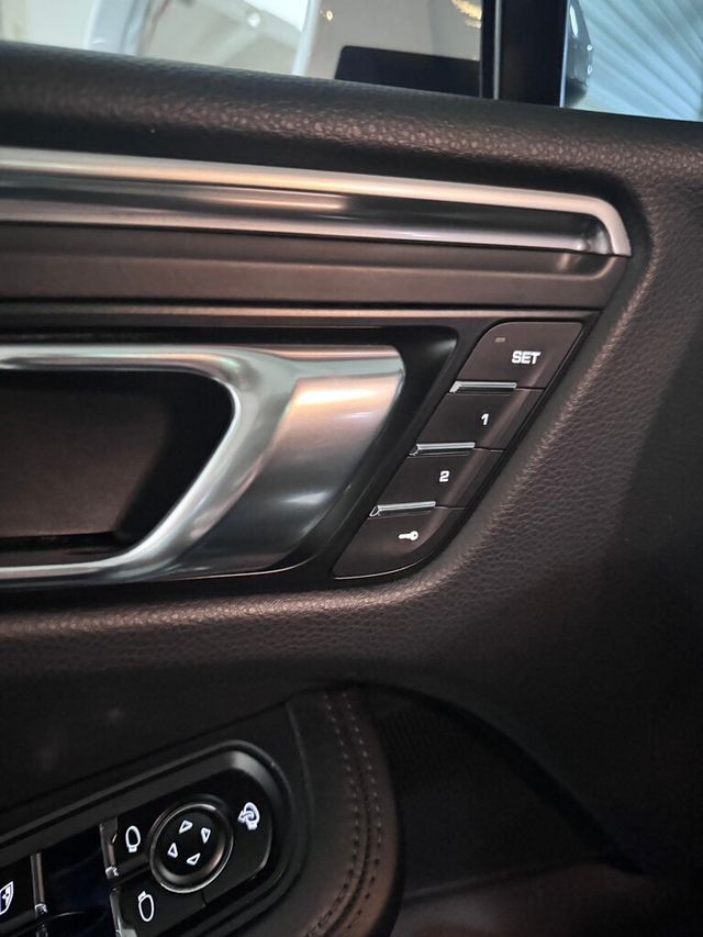 PORSCHE保時捷 MACAN  第23張相片