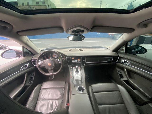 PORSCHE保時捷 PANAMERA  第11張相片