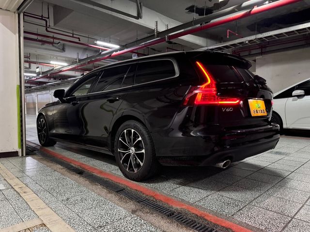 VOLVO富豪 V60  第9張相片