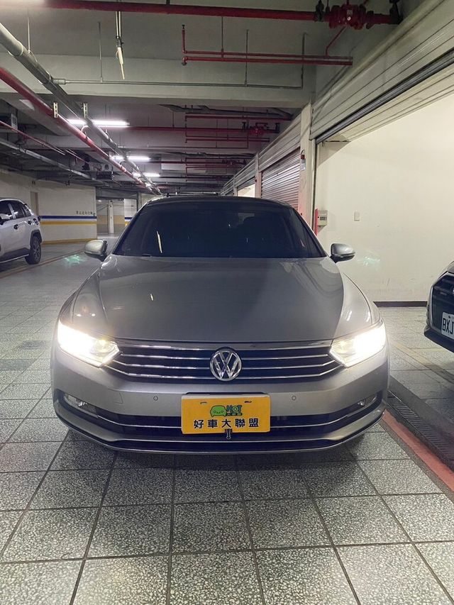 VOLKSWAGEN福斯 PASSAT  第5張相片