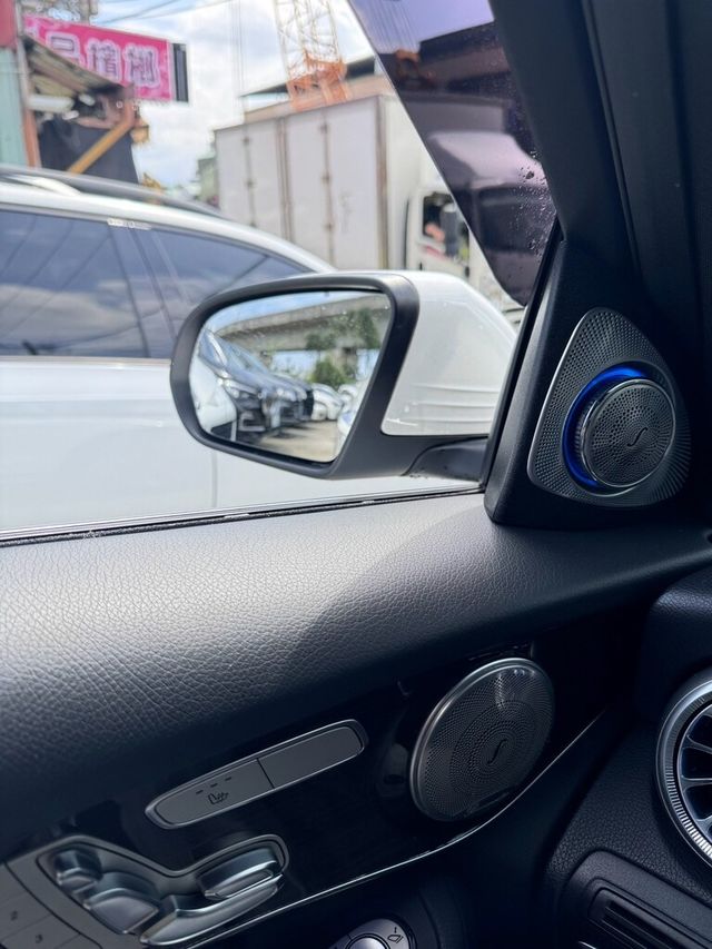 M-BENZ賓士 GLC300  第13張相片