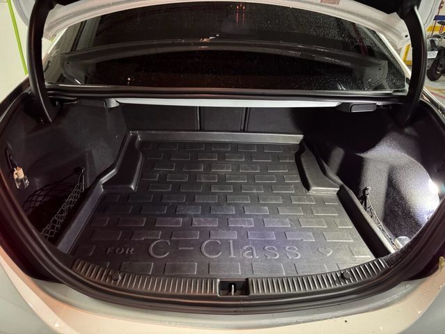 M-BENZ賓士 C300  第10張相片