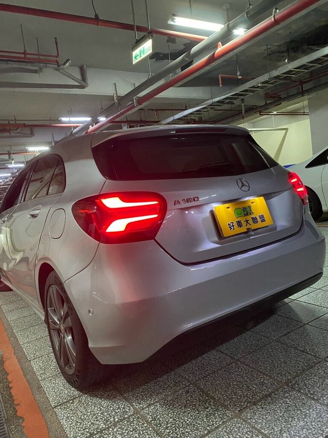 M-BENZ賓士 A180  第5張相片