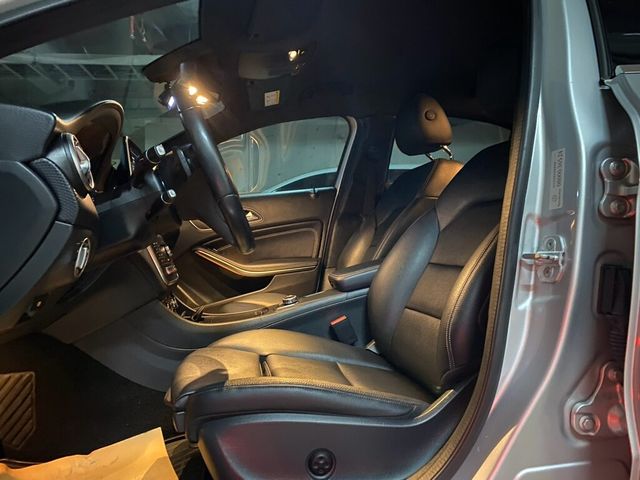 M-BENZ賓士 A180  第6張相片