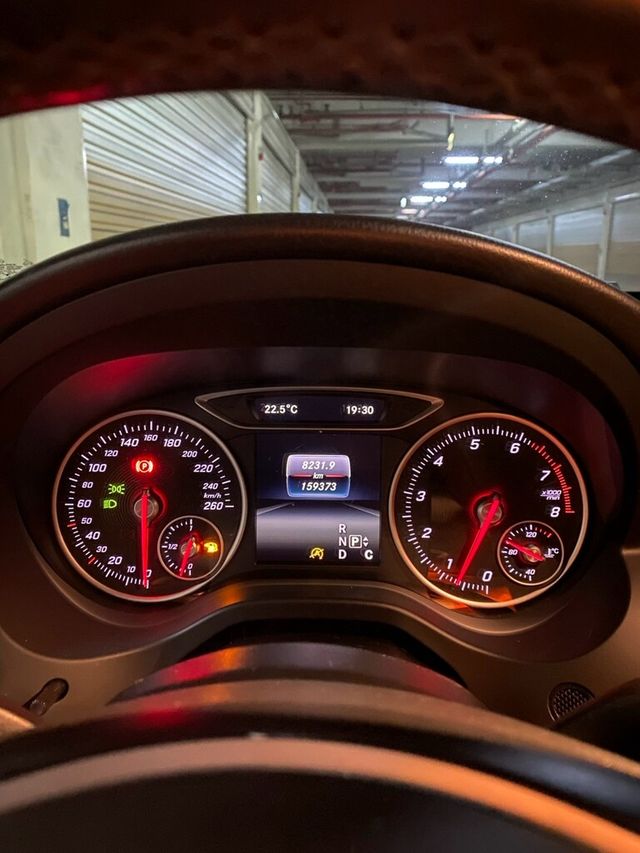 M-BENZ賓士 A180  第9張相片