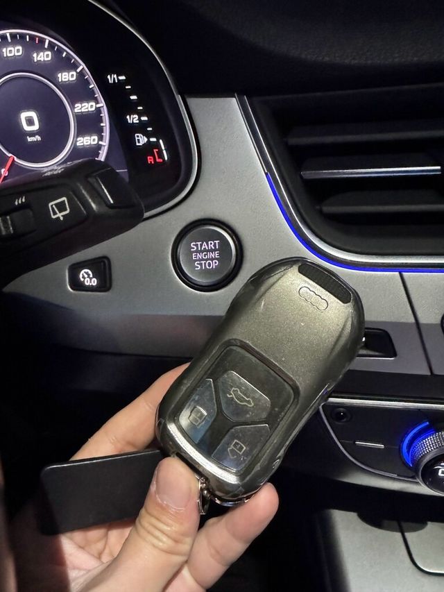AUDI奧迪 Q7  第15張相片