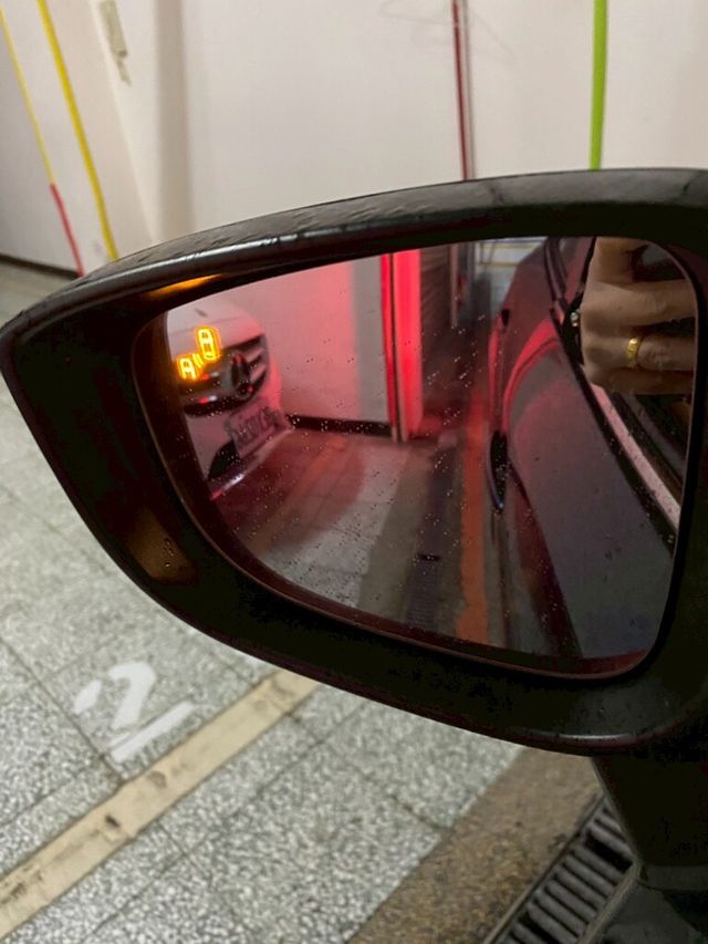 MAZDA馬自達 MAZDA 3  第10張相片