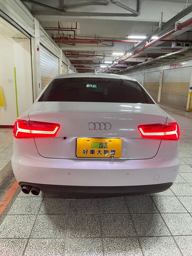 AUDI奧迪 A4  第4張相片