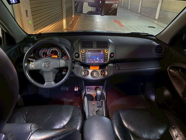TOYOTA豐田 RAV4  第6張相片