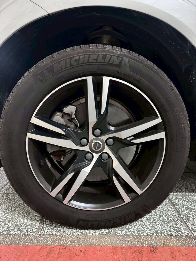 VOLVO富豪 XC60  第9張相片