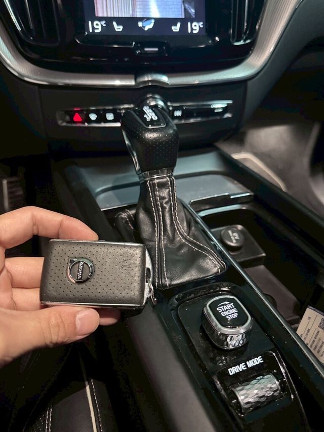VOLVO富豪 XC60  第15張相片