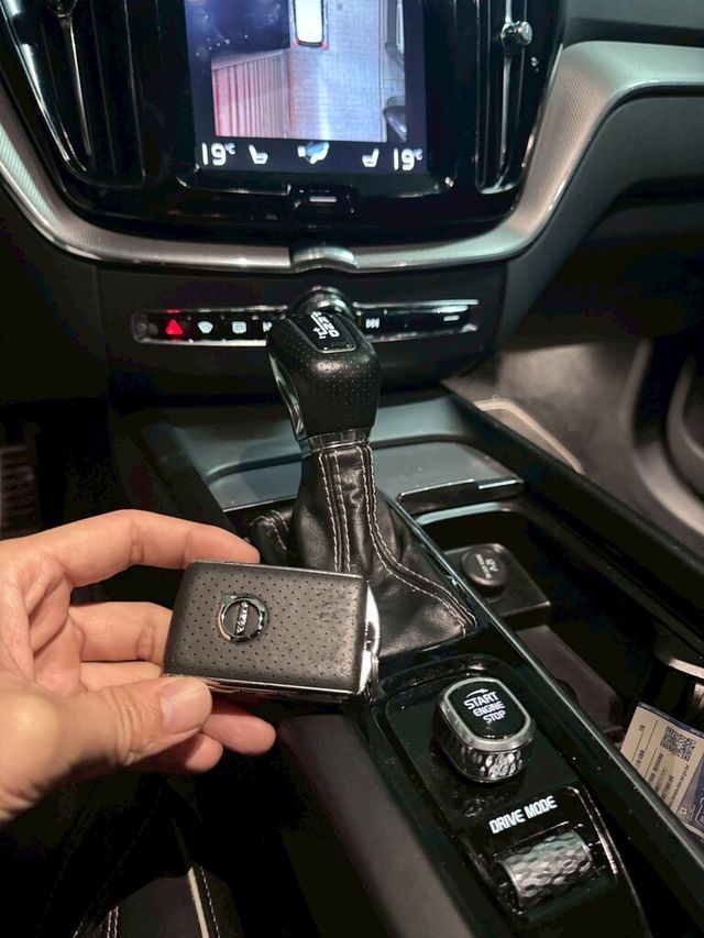 VOLVO富豪 XC60  第16張相片