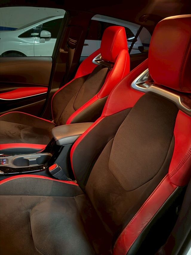 TOYOTA豐田 COROLLA SPORT  第8張相片