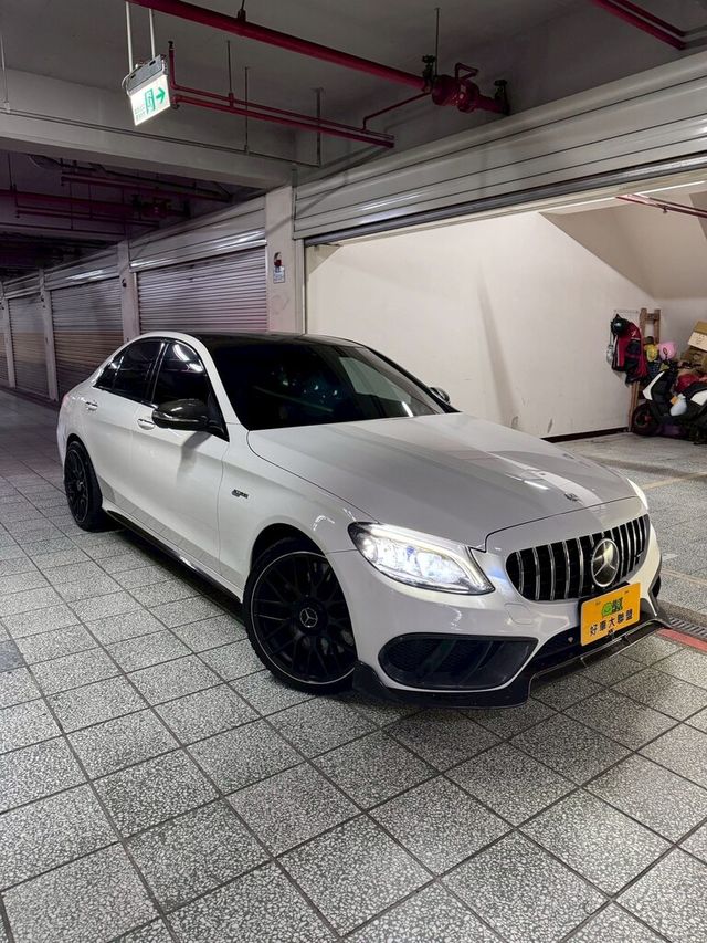 M-BENZ賓士 C300  第2張相片