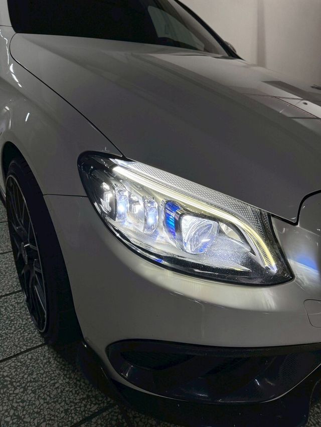 M-BENZ賓士 C300  第6張相片