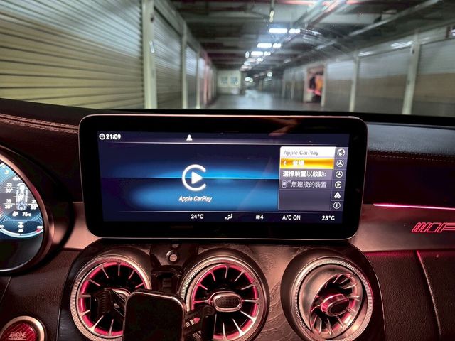 M-BENZ賓士 C300  第18張相片