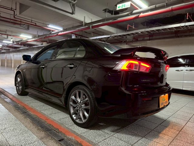 MITSUBISHI三菱 LANCER IO  第5張相片