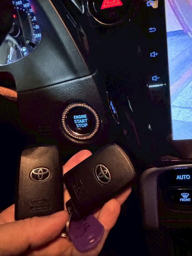 TOYOTA豐田 ALTIS  第14張相片