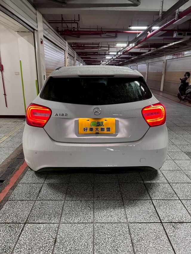 M-BENZ賓士 A180  第4張相片