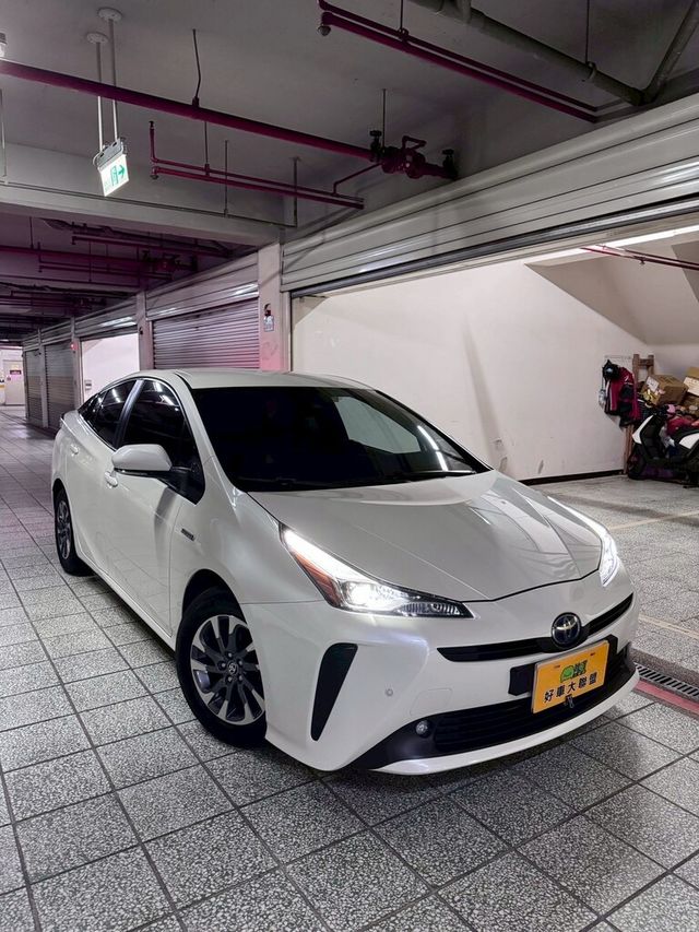 TOYOTA豐田 PRIUS  第2張相片