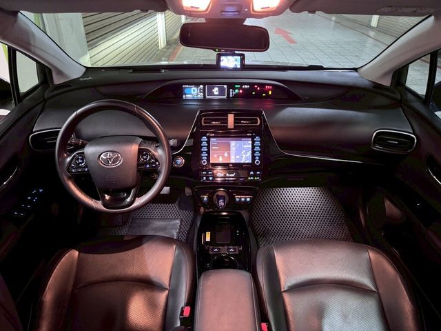 TOYOTA豐田 PRIUS  第6張相片