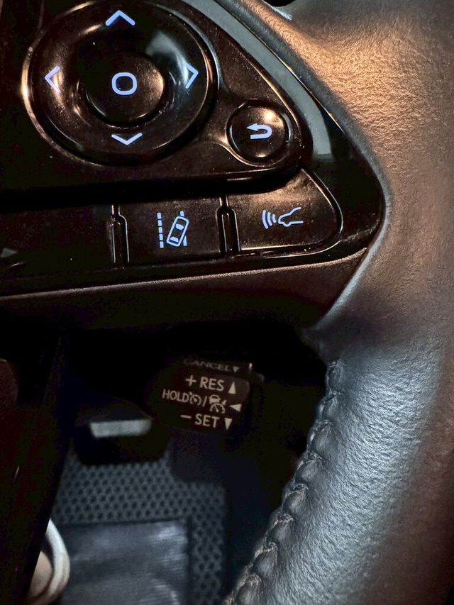 TOYOTA豐田 PRIUS  第11張相片