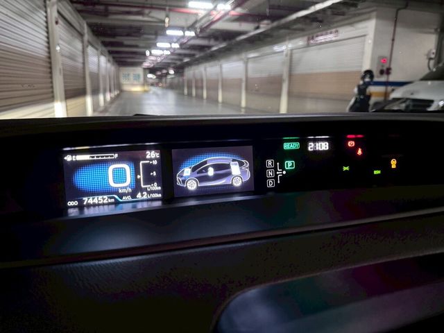 TOYOTA豐田 PRIUS  第18張相片