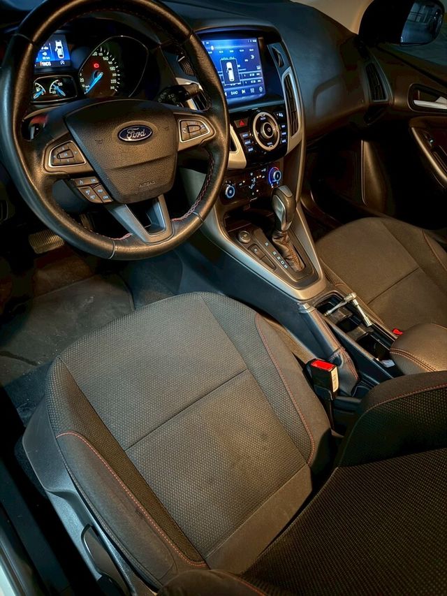 FORD福特 FOCUS  第6張相片