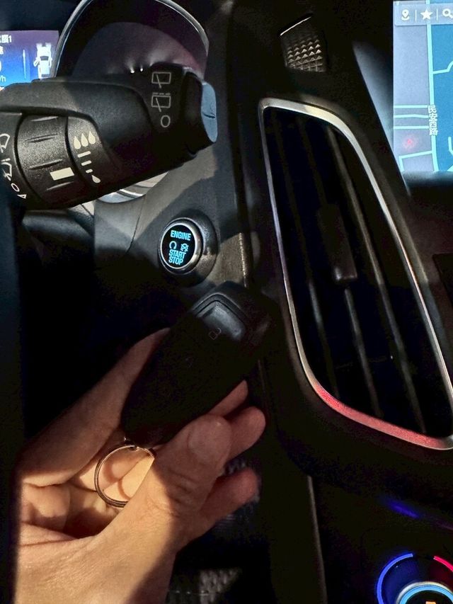 FORD福特 FOCUS  第14張相片