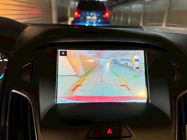 FORD福特 FOCUS  第16張相片