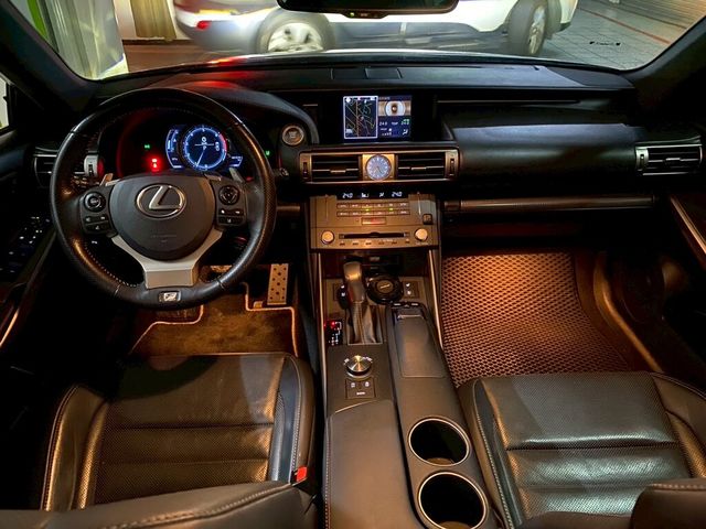 LEXUS凌志 IS200T  第6張相片
