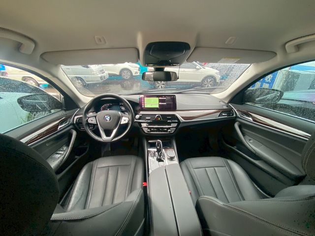 BMW寶馬 520I  第6張相片