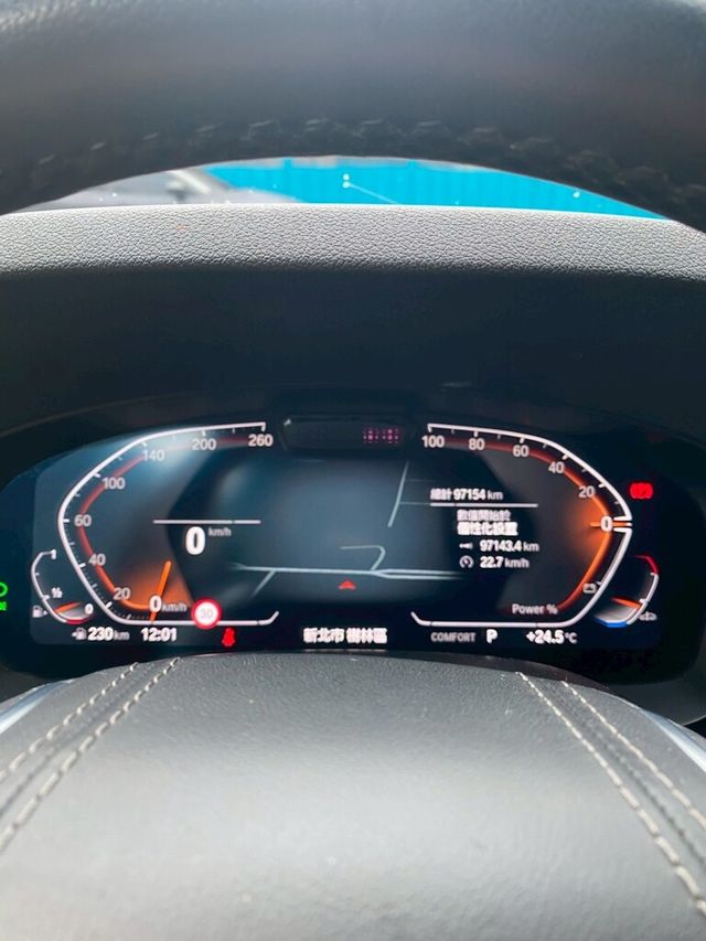 BMW寶馬 520I  第12張相片