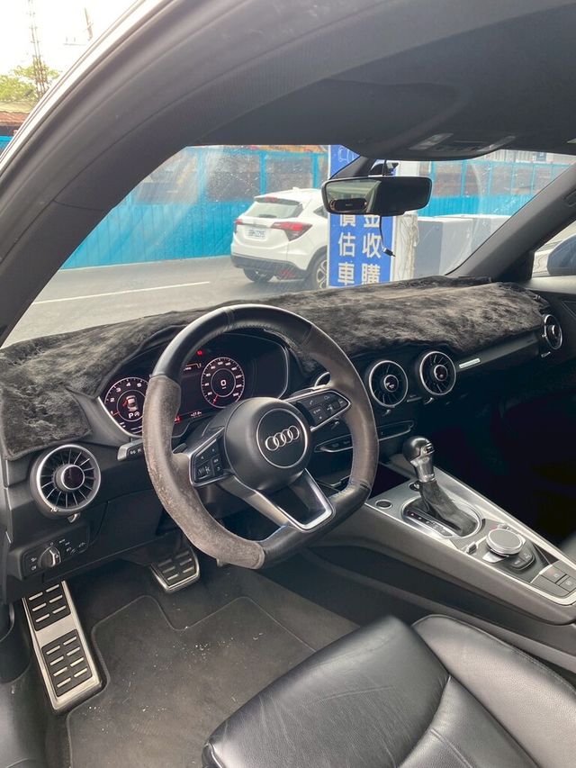 AUDI奧迪 TT COUPE  第6張相片