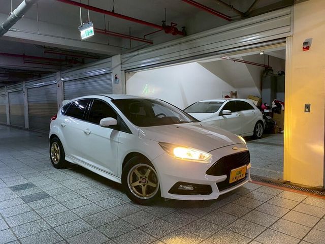 FORD福特 FOCUS  第1張相片