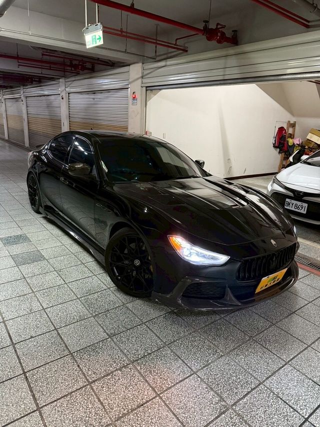 MASERATI瑪莎拉蒂 GHIBLI SQ4  第2張相片