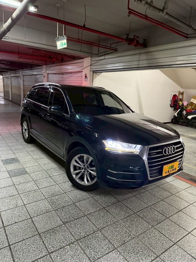 AUDI奧迪 Q7  第2張相片