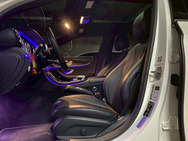 M-BENZ賓士 E300  第7張相片