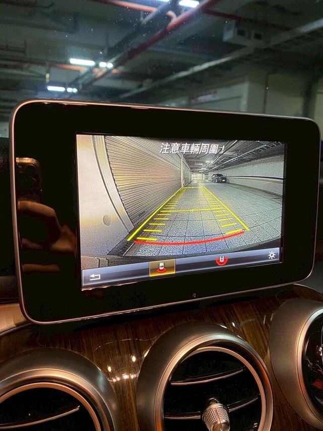 M-BENZ賓士 C300 COUPE  第10張相片
