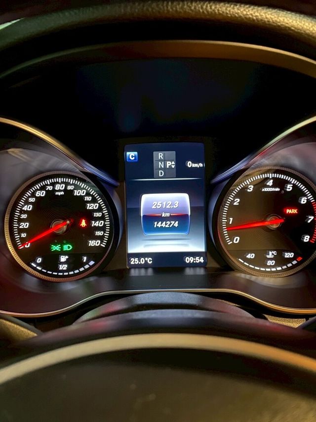 M-BENZ賓士 C300 COUPE  第11張相片