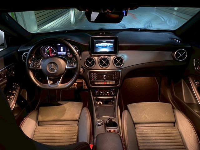 M-BENZ賓士 CLA250  第6張相片