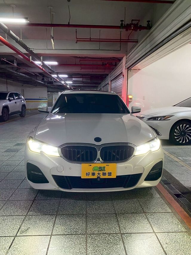 BMW寶馬 330I M SPORT  第3張相片