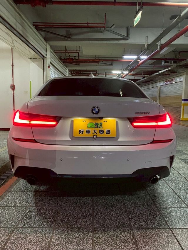 BMW寶馬 330I M SPORT  第4張相片