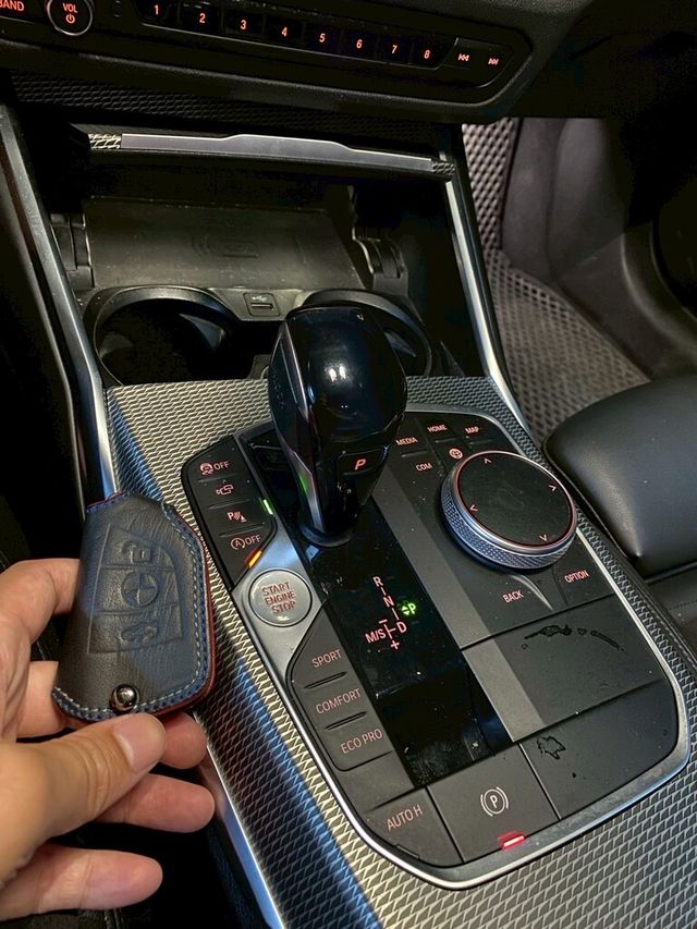 BMW寶馬 330I M SPORT  第11張相片